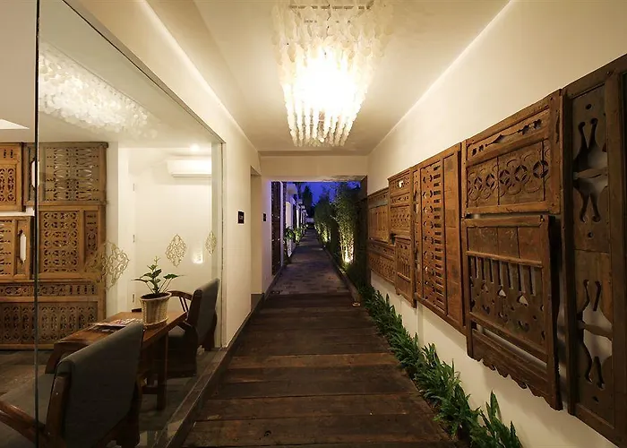 Astana Batubelig Villa *