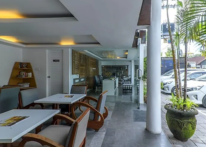 Astana Batubelig * Seminyak (Bali)