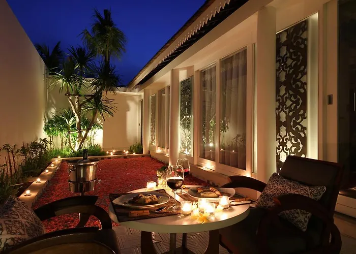 Astana Batubelig Villa Seminyak (Bali)